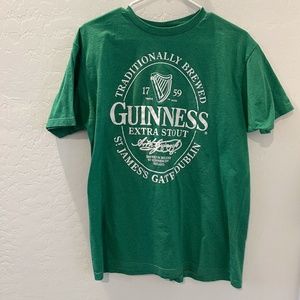 Guinness shirt no size tags but looks like a Medium/Large see notes
